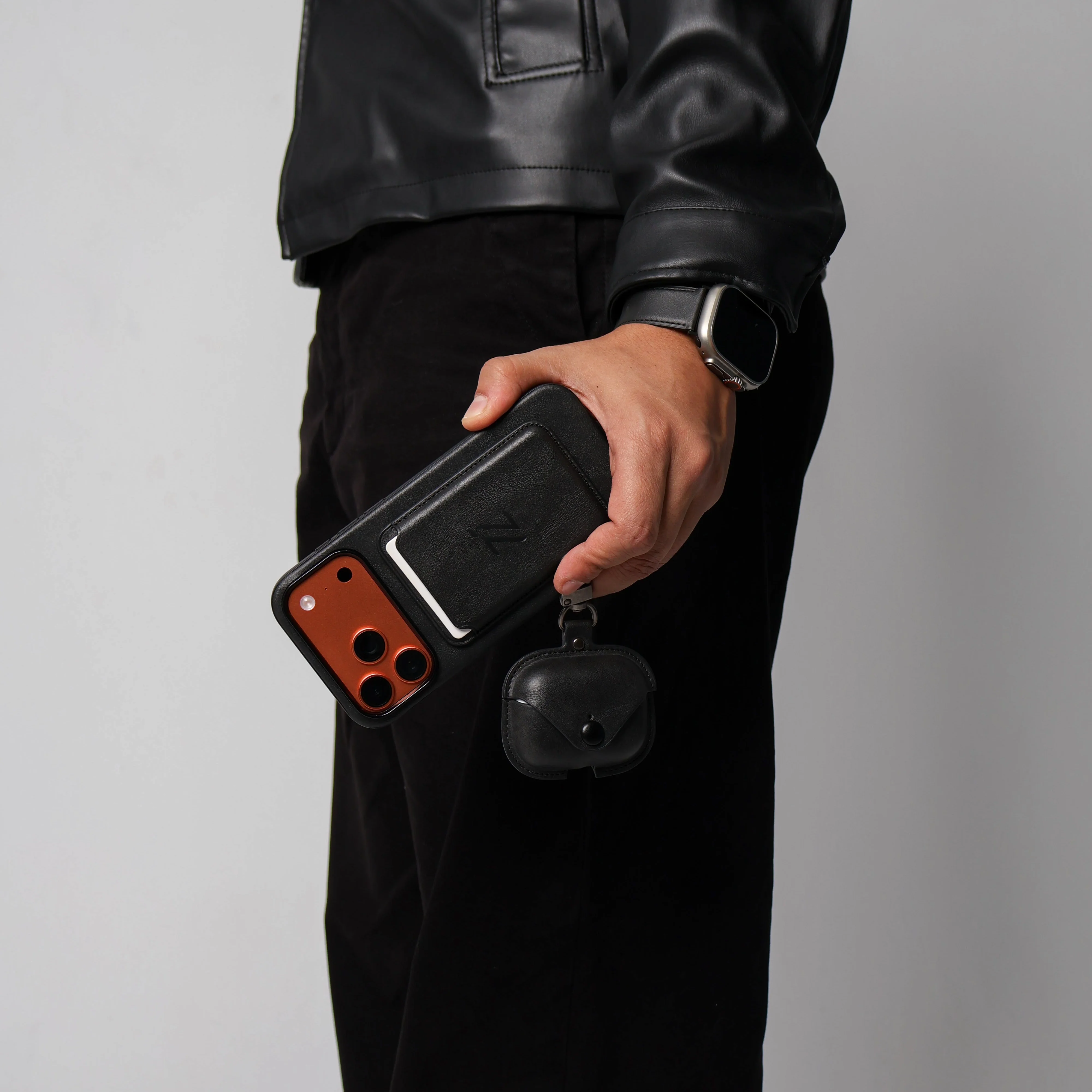 GIFT PACKAGE - IZONE Full Leather Set - JET BLACK - Image 7